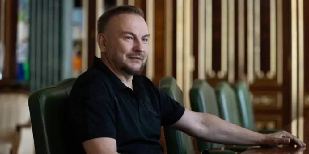 Схема керування ударним безпілотником «Молнія» за допомогою БПЛА «Гербера»