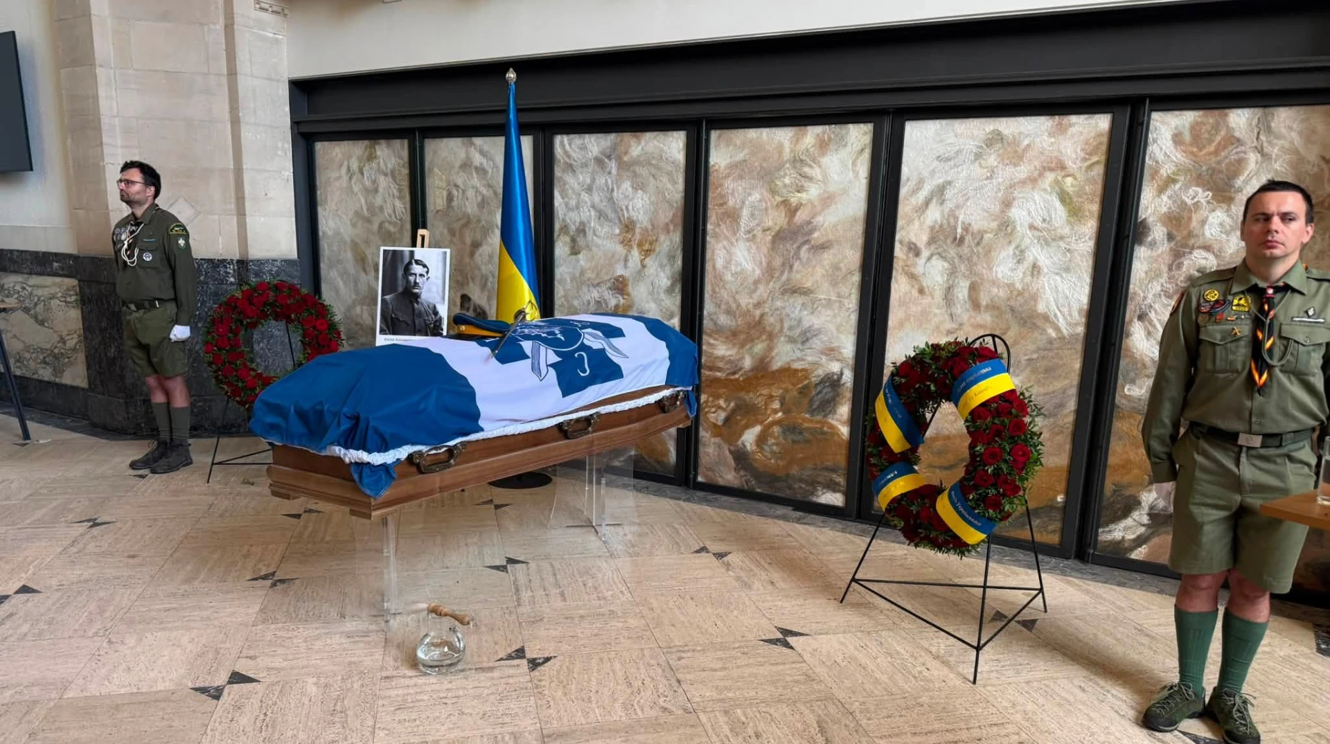 Заступниця керівника Офісу президента Ірина Верещук під час коментаря в Роттердамі щодо наукових досліджень останків Євгена