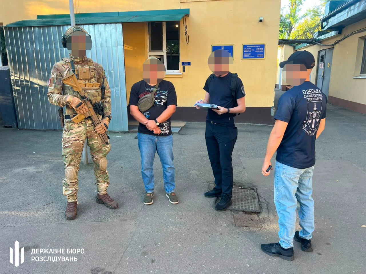 Слідчі дії у справі про катування в районному ТЦК на Одещині