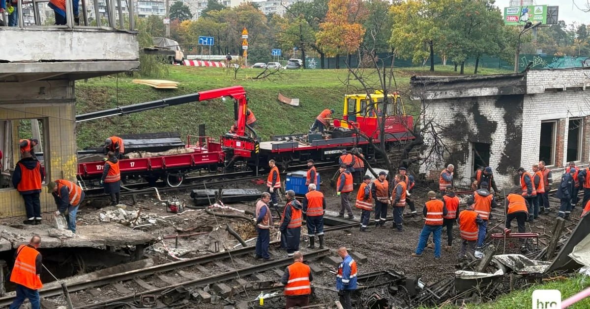 Пошкоджена станція метро «Чернігівська» в Києві після нічного обстрілу